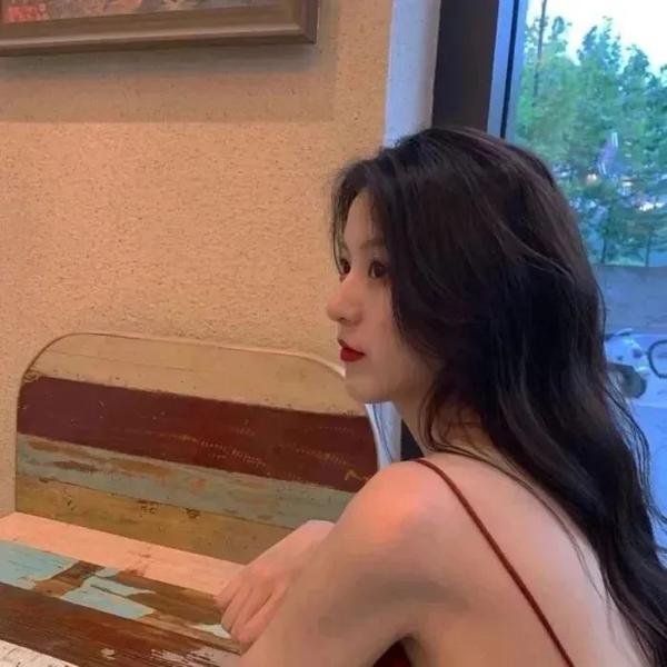 莎拉伯·恩哈特